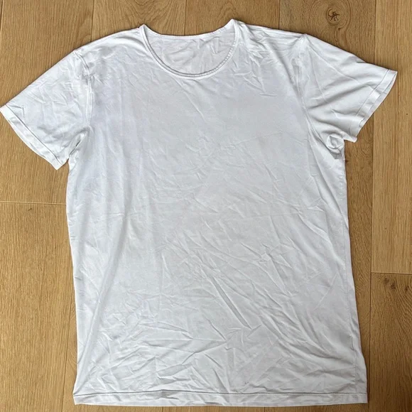 🦄 Uniqlo 2-pack White Men's Undershirts - Picture 6 of 6